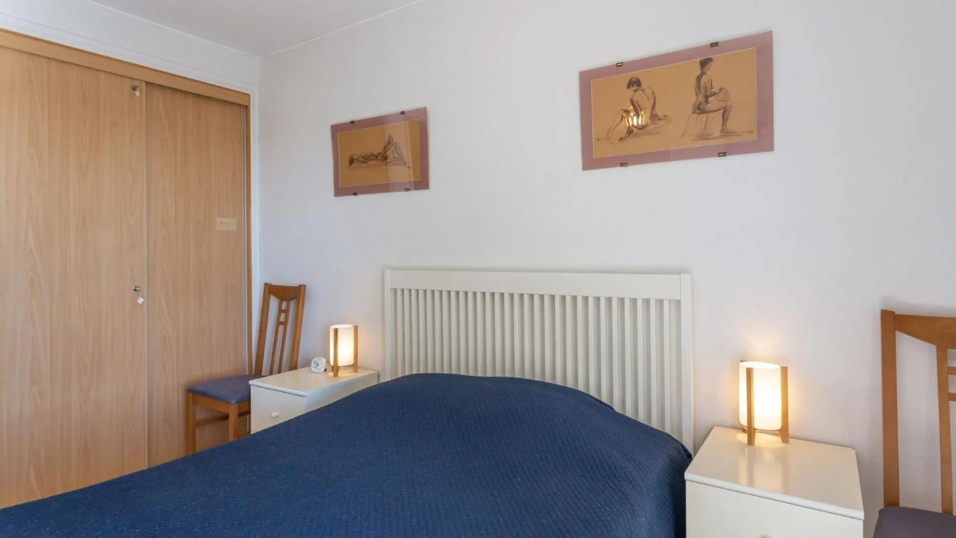Apartment Les Alizees By Interhome Le Lavandou